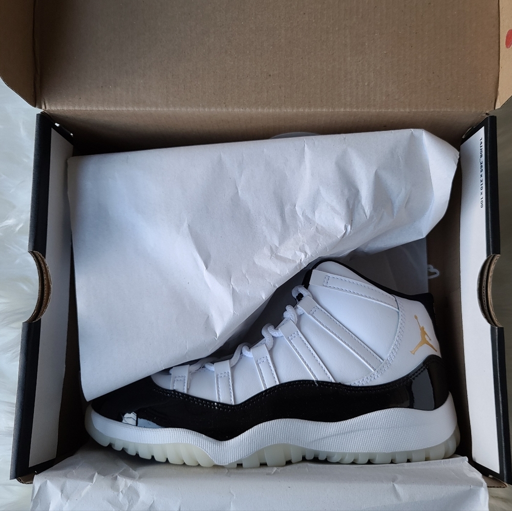 Jordan Retro 11 Gratitude Size 3y